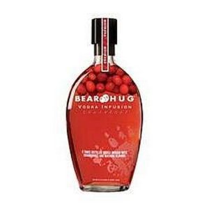 BEAR HUG CRANBERRY VODKA 1 LT.