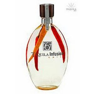 BEAR HUG CHILI TEQUILA 1 LT.