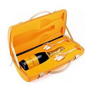 VEUVE CLICQUOT BRUT C/ESTUCHE 0,75 LT.
