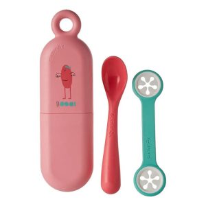 SUAV +4M ESTUCHE + CUCHARA + ACCESORIO BABERO NENA
